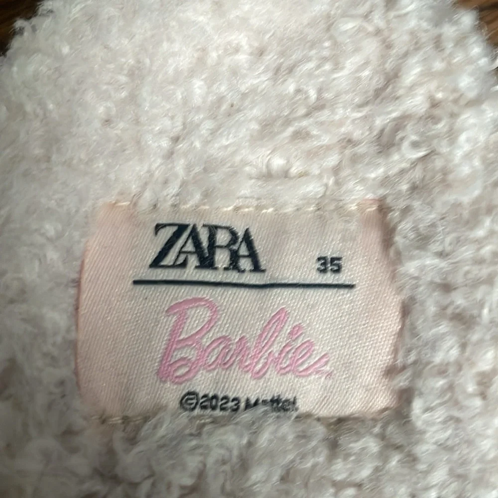 Barbie Zara cream and pink Monogram Slide slippers - worn once